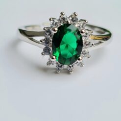 Anello Kate in Argento925 con Pietra Verde e Zirconi Bianchi