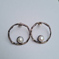 Orecchini Cerchi con Perla in Argento e Bronzo