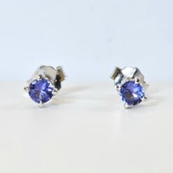 Orecchini Punto Luce in Oro Bianco e Tanzanite Viola Blu